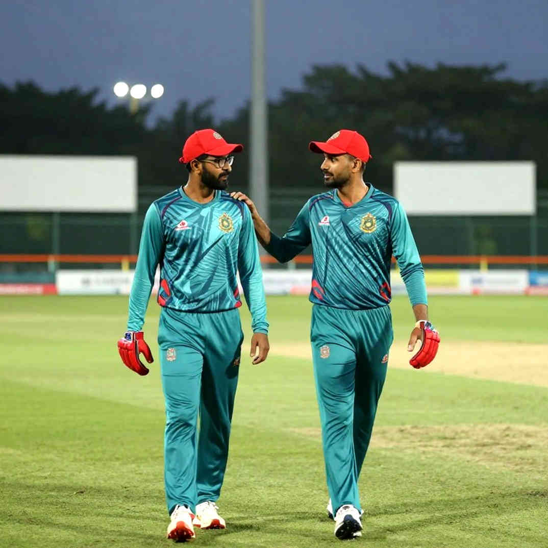 প্রত্যাবর্তন মানেই প্রস্তুতি নয়: নিউজিল্যান্ড সিরিজের ভারতীয় দলে বুমরাহর ফেরা আর পন্থের শর্তসাপেক্ষ জায়গা