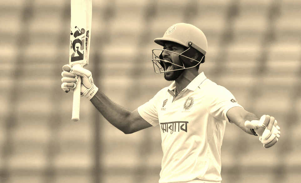 মাঝের ওভারের নিরব জ্যামিতি: যে স্পেলে উইকেট পড়ে না, ম্যাচ পড়ে যায়