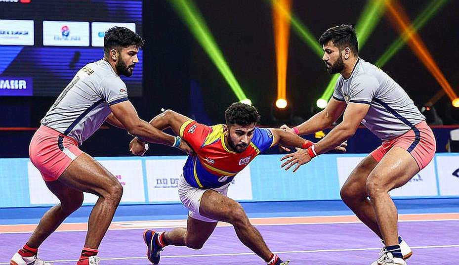 আহমেদাবাদে ভারতের রোটেশন পরীক্ষা: ১৭ থেকে ১২, আর একটা অস্বস্তিকর ফাঁক