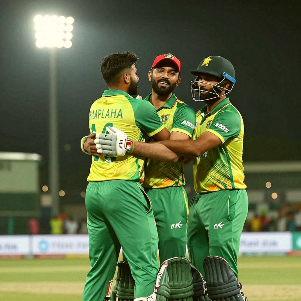 বেলরিভে তাইল্যান্ডের ২৩৬, ভিক্টোরিয়া ৫-৯৮: ১৭৩ রানের পথে যে দুটো ফাটল সবচেয়ে দামি