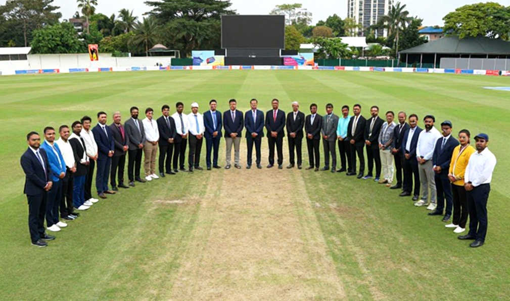 সিলেটের খাতা আর অকশনের তালিকা: আর্কাইভ যে প্রজন্মকে মনে রেখেছে, বাজার যে প্রজন্মকে ভুলে গেছে